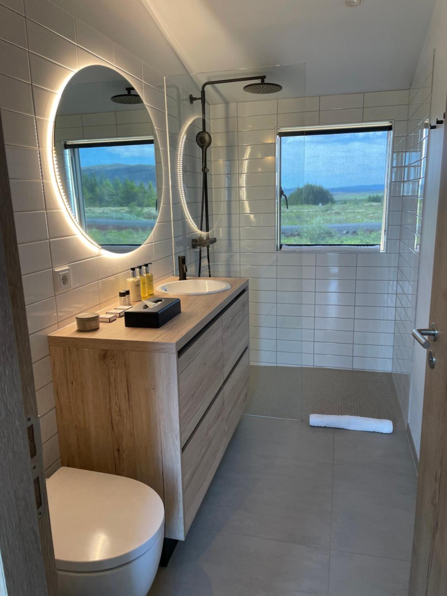 Kerbyggd: Luxury House And Cottage In Golden Circle 塞尔福斯 外观 照片